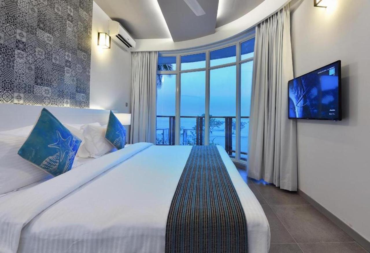 Velana Beach Hotel Maldives Maafushi Εξωτερικό φωτογραφία