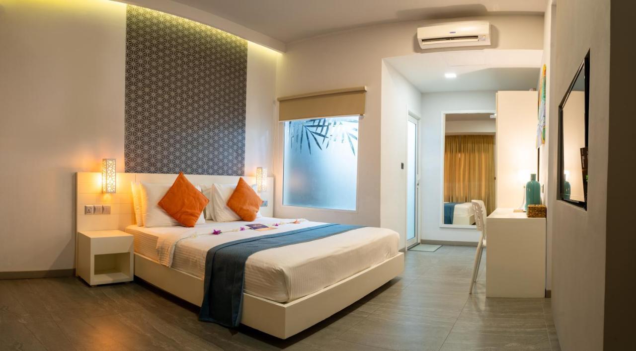 Velana Beach Hotel Maldives Maafushi Εξωτερικό φωτογραφία