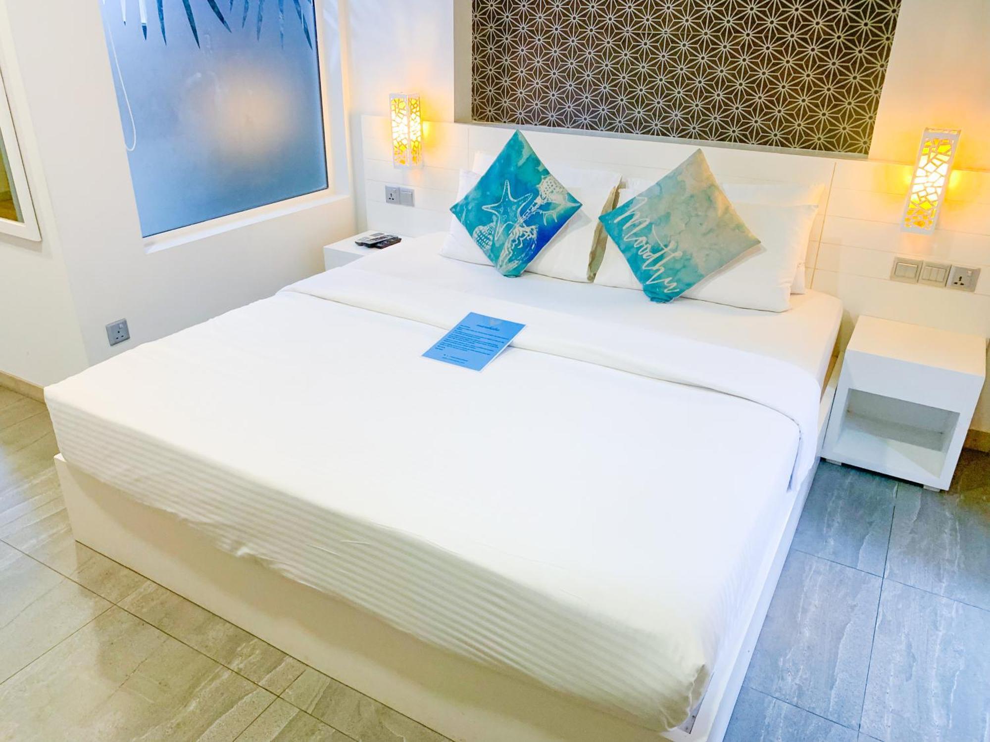 Velana Beach Hotel Maldives Maafushi Εξωτερικό φωτογραφία